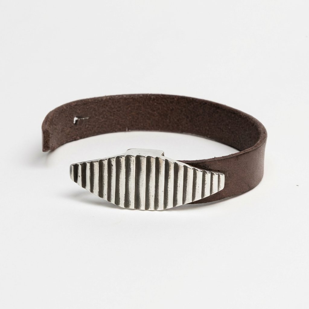 LEXINGTON CUFF